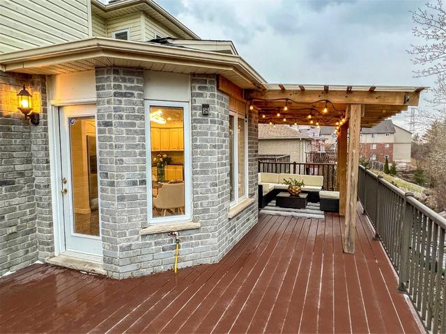 196 Lena Cres, House detached with 3 bedrooms, 4 bathrooms and 5 parking in Cambridge ON | Image 8