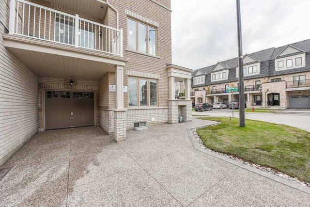 67 Fruitvale Circ, House attached with 4 bedrooms, 5 bathrooms and 4 parking in Brampton ON | Image 34