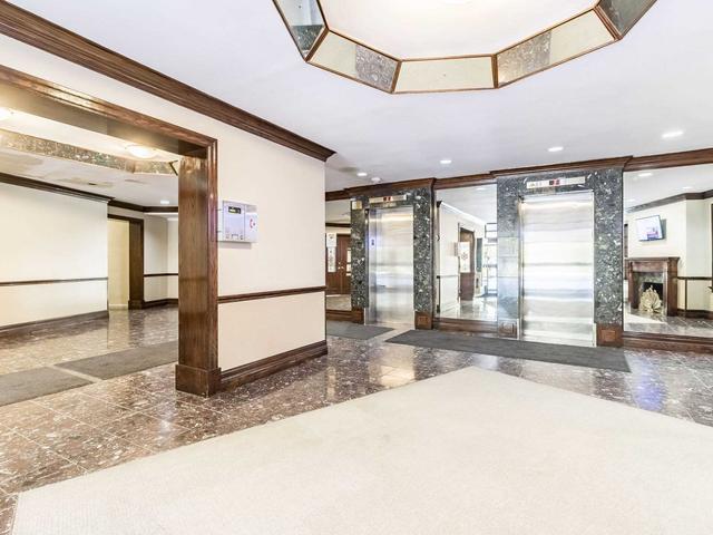 ph6 - 627 The West Mall Dr, Condo with 3 bedrooms, 2 bathrooms and 1 parking in Toronto ON | Image 22