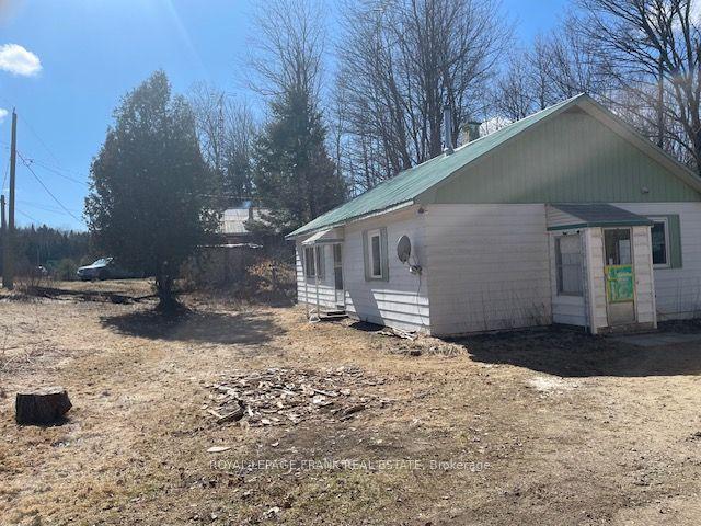 33215 Hwy 62 N, House detached with 2 bedrooms, 1 bathrooms and 6 parking in Hastings Highlands ON | Image 12