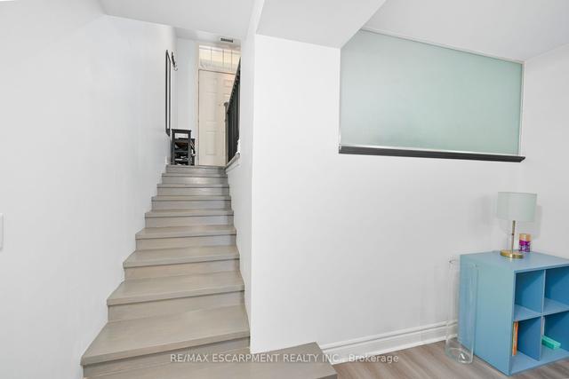 100 - 78 St Patrick St, Townhouse with 1 bedrooms, 1 bathrooms and 0 parking in Toronto ON | Image 20