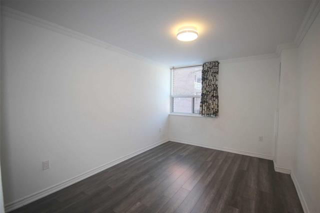 101 - 4062 Lawrence Ave E, Condo with 2 bedrooms, 1 bathrooms and 1 parking in Toronto ON | Image 4