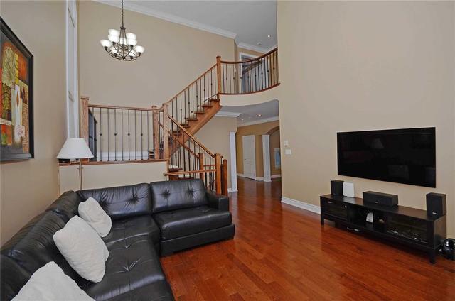 2484 Rideau Dr, House detached with 4 bedrooms, 4 bathrooms and 4 parking in Oakville ON | Image 7