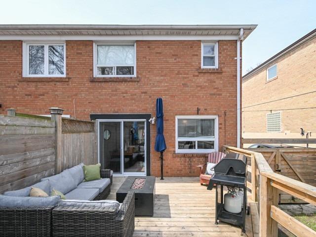 155 Bellefair Ave, House semidetached with 3 bedrooms, 2 bathrooms and 3 parking in Toronto ON | Image 14