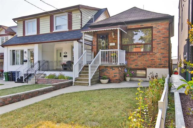 124 Caledonia Rd, House detached with 2 bedrooms, 2 bathrooms and 2 parking in Toronto ON | Image 34