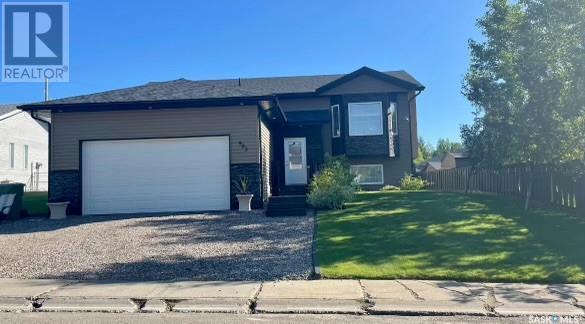 903 Sinotte Crescent, House detached with 5 bedrooms, 3 bathrooms and null parking in La Ronge SK | Image 1