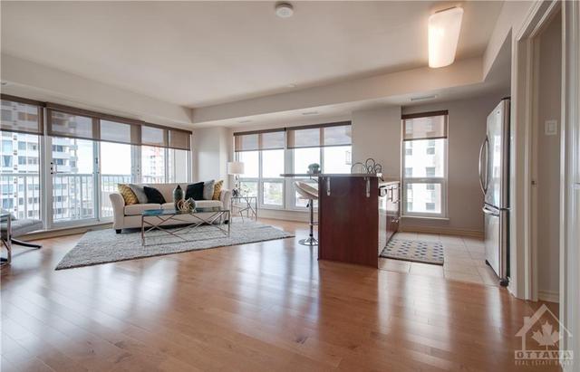 1701 - 200 Rideau Street, Condo with 2 bedrooms, 2 bathrooms and 1 parking in Ottawa ON | Image 9