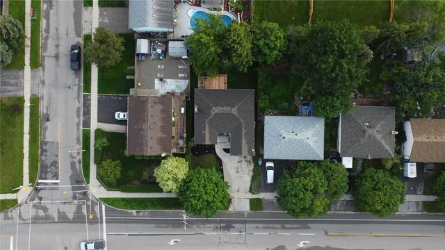 355 Imperial Rd S, House detached with 3 bedrooms, 2 bathrooms and 3 parking in Guelph ON | Image 24