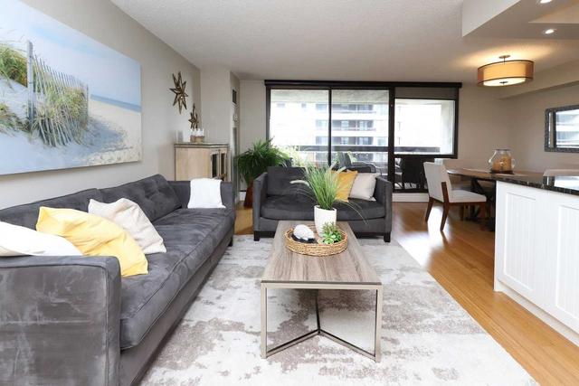 409 - 80 Quebec Ave, Condo with 2 bedrooms, 2 bathrooms and 1 parking in Toronto ON | Image 28