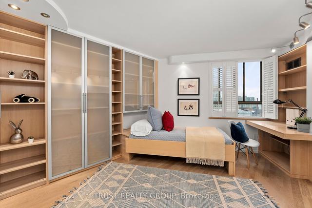 1201/02 - 270 Queens Quay W, Condo with 2 bedrooms, 2 bathrooms and 1 parking in Toronto ON | Image 14