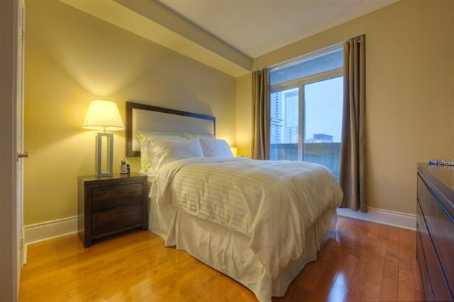 lph05 - 410 Queens Quay Blvd W, Condo with 2 bedrooms, 2 bathrooms and 1 parking in Toronto ON | Image 5