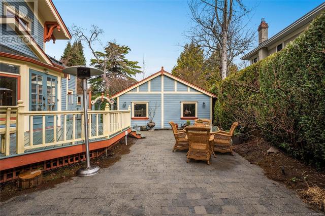 1023 St. Charles St, House detached with 3 bedrooms, 3 bathrooms and 6 parking in Victoria BC | Image 42