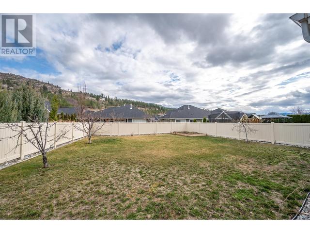2126 Lawrence Avenue, House detached with 5 bedrooms, 4 bathrooms and 5 parking in Penticton BC | Image 32