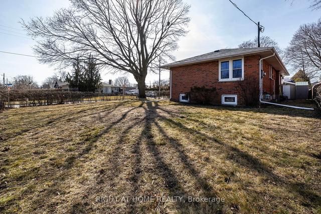 506 Malan Ave, House detached with 2 bedrooms, 3 bathrooms and 6 parking in Oshawa ON | Image 31