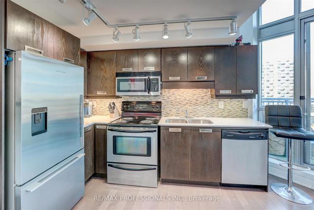801 - 2 Fieldway Rd, Condo with 1 bedrooms, 2 bathrooms and 1 parking in Toronto ON | Image 29