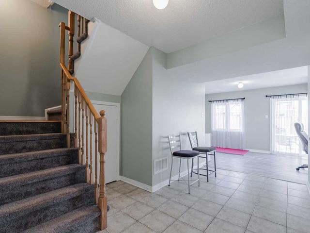 715 Candlestick Circ, House attached with 4 bedrooms, 4 bathrooms and 2 parking in Mississauga ON | Image 12
