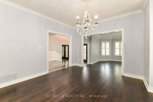 1 Goldpark Crt, House detached with 5 bedrooms, 5 bathrooms and 11 parking in Vaughan ON | Image 4