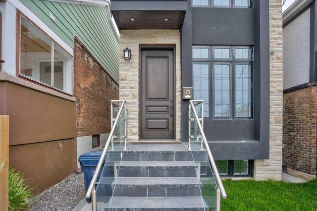 75 Castleton Ave, House detached with 3 bedrooms, 4 bathrooms and 1 parking in Toronto ON | Image 2
