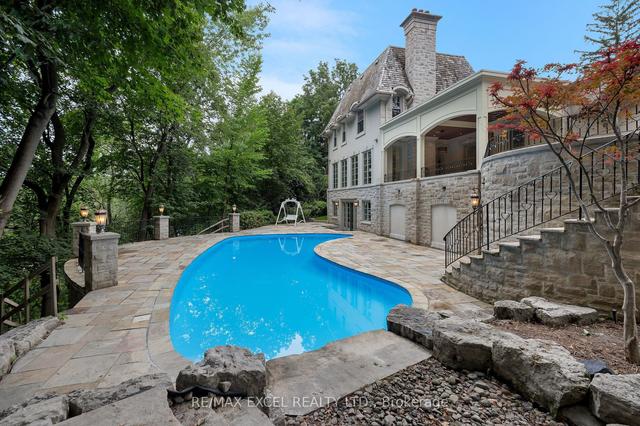 36 Old Yonge St, House detached with 5 bedrooms, 9 bathrooms and 15 parking in Toronto ON | Image 32