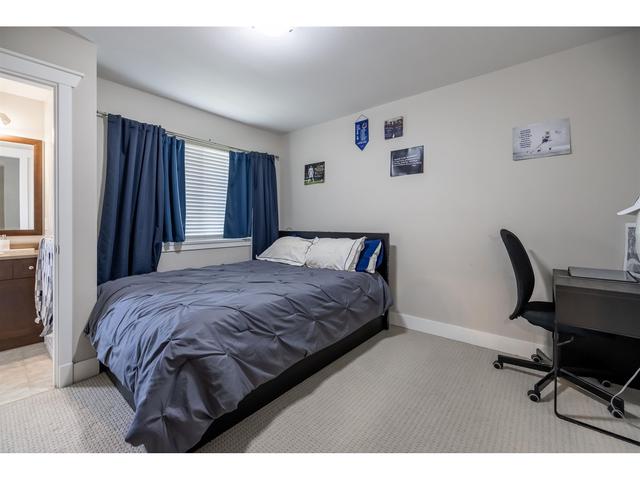 6076 163a Street, House detached with 3 bedrooms, 3 bathrooms and 6 parking in Surrey BC | Image 29