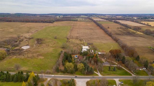 1865 Penetanguishene Rd, House detached with 4 bedrooms, 2 bathrooms and 6 parking in Oro Medonte ON | Image 20