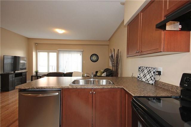 80 Evanwood Cres, House attached with 3 bedrooms, 3 bathrooms and 1 parking in Brampton ON | Image 19
