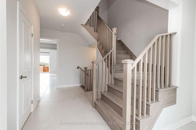 728 Khalsa Dr, House attached with 3 bedrooms, 3 bathrooms and 3 parking in Woodstock ON | Image 35