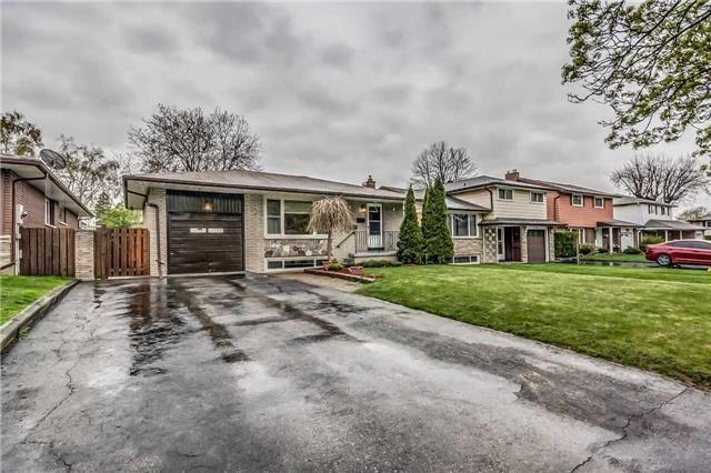 upper - 320 Central Park Blvd N, House detached with 3 bedrooms, 1 bathrooms and 3 parking in Oshawa ON | Image 1