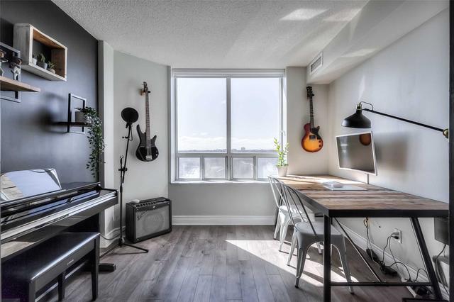 1009 - 5418 Yonge St, Condo with 1 bedrooms, 1 bathrooms and 1 parking in Toronto ON | Image 3