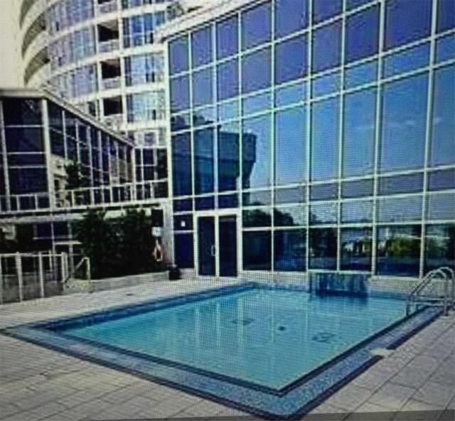 2101 - 218 Queens Quay W, Condo with 2 bedrooms, 2 bathrooms and 1 parking in Toronto ON | Image 14