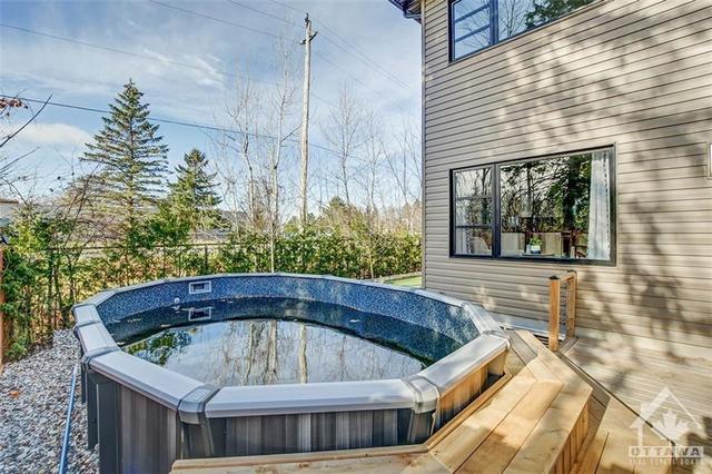 20 Aquamarine Private, Home with 4 bedrooms, 4 bathrooms and 2 parking in Ottawa ON | Image 29