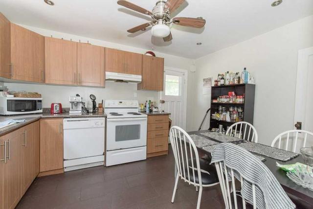 50 Avondale Ave S, House semidetached with 2 bedrooms, 2 bathrooms and 2 parking in Waterloo ON | Image 2