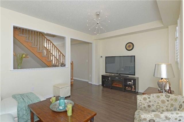 80 Batiste Tr, House attached with 3 bedrooms, 3 bathrooms and 2 parking in Halton Hills ON | Image 3