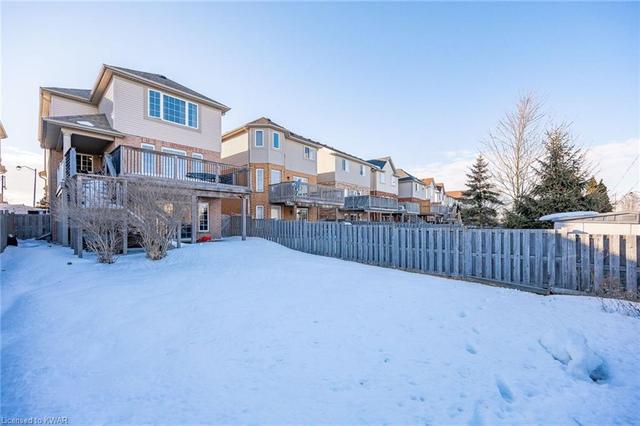 719 Grand Banks Drive, House detached with 3 bedrooms, 2 bathrooms and 3 parking in Waterloo ON | Image 37