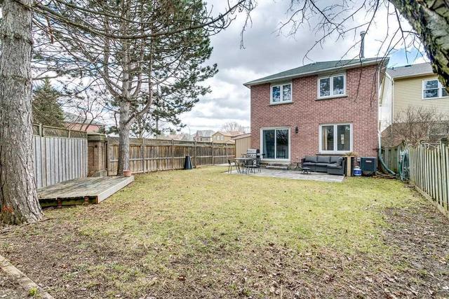 872 White Ash Dr, House detached with 3 bedrooms, 3 bathrooms and 3 parking in Whitby ON | Image 17