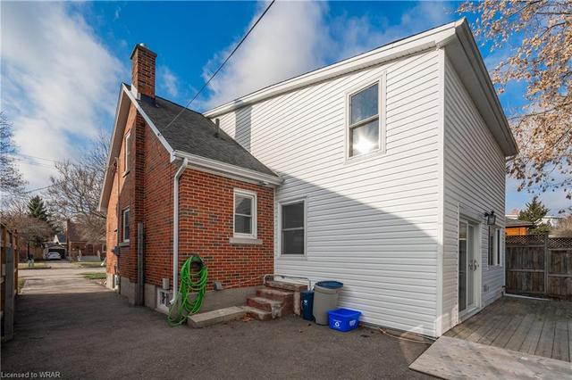 30 East Avenue, House detached with 2 bedrooms, 2 bathrooms and 3 parking in Kitchener ON | Image 22
