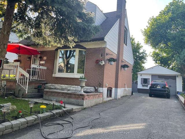 76 Mccaul St, House detached with 3 bedrooms, 3 bathrooms and 5 parking in Brampton ON | Image 11