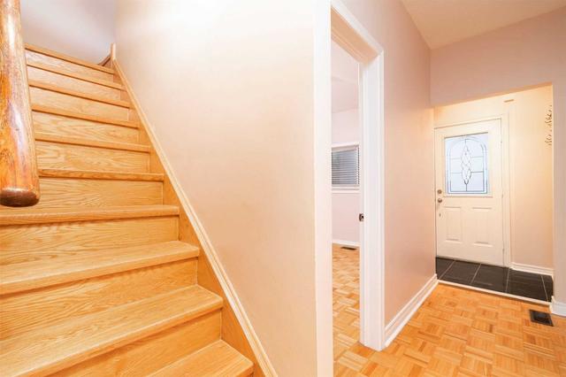 340 Boon Ave, House semidetached with 3 bedrooms, 2 bathrooms and 1 parking in Toronto ON | Image 5