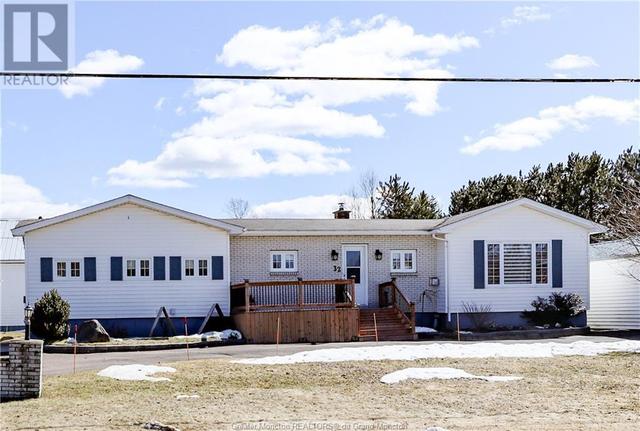 32 Moise, House detached with 3 bedrooms, 1 bathrooms and null parking in Rogersville NB | Image 1