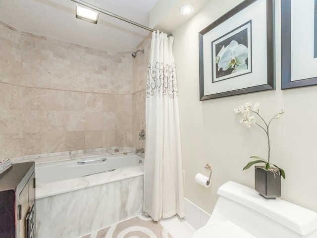 1003 - 240 Heath St W, Condo with 2 bedrooms, 2 bathrooms and 2 parking in Toronto ON | Image 14