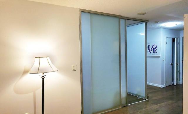 802 - 111 Elizabeth St, Condo with 1 bedrooms, 1 bathrooms and 1 parking in Toronto ON | Image 21