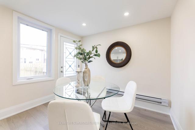59 Craven Rd, House attached with 2 bedrooms, 2 bathrooms and 0 parking in Toronto ON | Image 2
