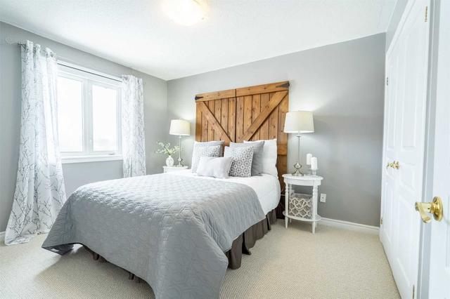 165 Sprucewood Cres, House detached with 4 bedrooms, 4 bathrooms and 6 parking in Clarington ON | Image 19