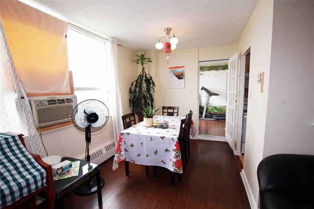 1710 - 5 Parkway Forest Dr, Condo with 3 bedrooms, 1 bathrooms and 1 parking in Toronto ON | Image 5