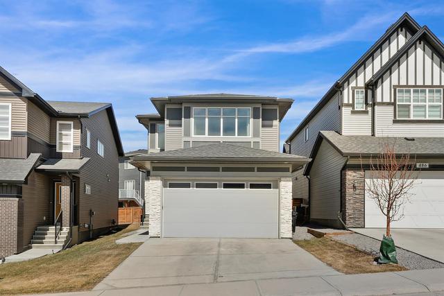 490 Carringvue Avenue Nw, House detached with 4 bedrooms, 3 bathrooms and 4 parking in Calgary AB | Image 2