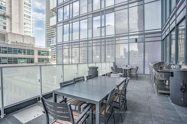203 - 22 Lombard St, Condo with 2 bedrooms, 2 bathrooms and 1 parking in Toronto ON | Image 27