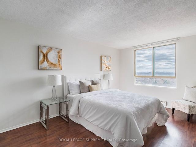 1208 - 41 Markbrook Lane, Condo with 2 bedrooms, 2 bathrooms and 2 parking in Toronto ON | Image 15
