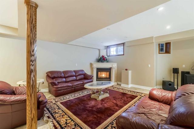41 Nova Scotia Rd, House detached with 4 bedrooms, 5 bathrooms and 8 parking in Brampton ON | Image 27