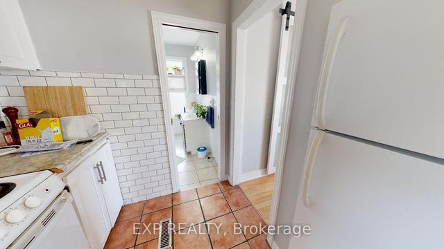 553 Quebec St, House detached with 4 bedrooms, 2 bathrooms and 4 parking in London ON | Image 3