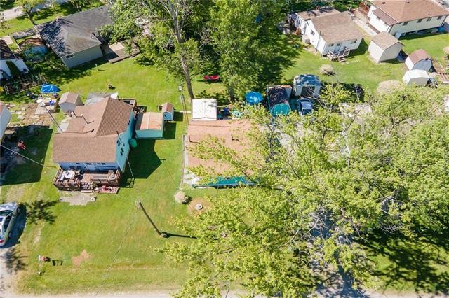 1070 Lakeshore Road, House detached with 2 bedrooms, 1 bathrooms and 2 parking in Haldimand County ON | Image 42